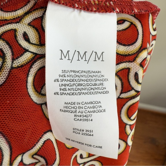 Cabi 3951 Ringleader Chain Print Wrap top - Picture 10 of 10